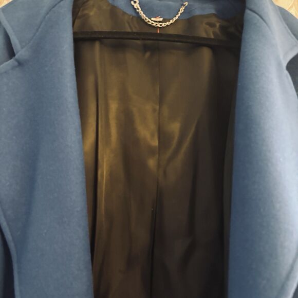 La Vogue Women's Large (no tag) Long ‎ Blue Coat  38 chest snug hip - Picture 12 of 16